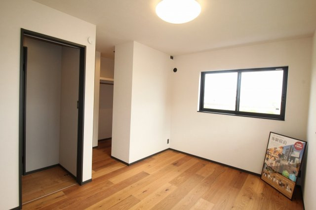 南国市大そね　2号棟　サウナ室付き　新築戸建　（全2区画）　の収納|2Ｆ　南東の部屋　4.5帖