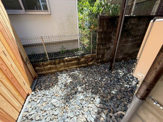 長尾元町6丁目テラスハウス　賃貸の庭|お庭が付いています