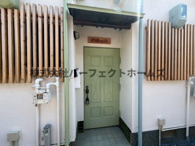長尾元町6丁目テラスハウス　賃貸のエントランス|落ち着いたエントランスです