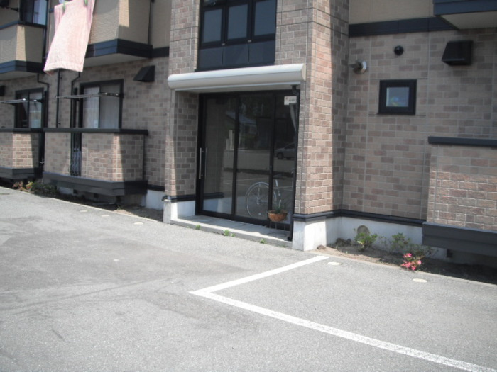 セジュールＳＡＳＵＫＥ205のエントランス
