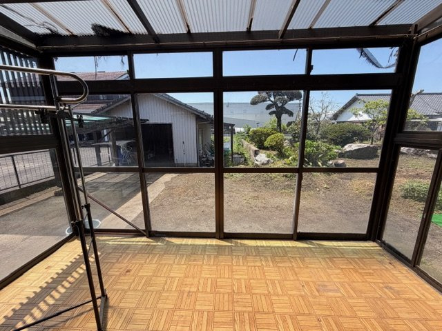 都城市高城町穂満坊の中古一戸建のその他|サンルーム