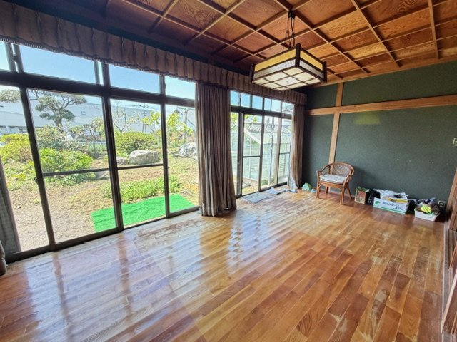 都城市高城町穂満坊の中古一戸建の洋室