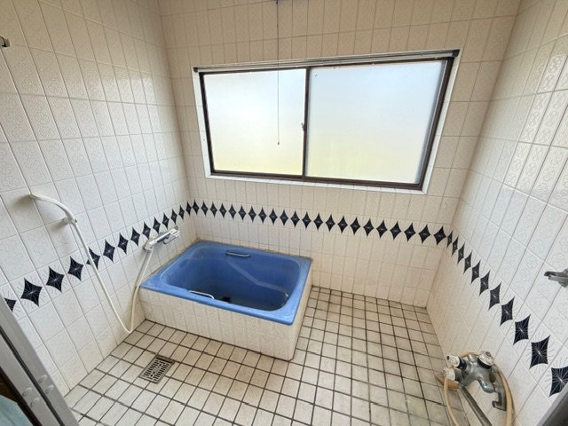 都城市高城町穂満坊の中古一戸建の浴室