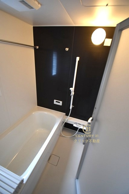 Cradlegarden　 日立市川尻町　第7　1の浴室|1坪タイプのシステムバスです。掃除がし易い材質と程よい広さで、清潔を保てます。ゆっくり夜派もさっぱり朝派も、気持ち良く過ごせますね♪