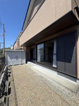 【高台×庭付き】高知市福井町　中古一戸建ての庭|趣味やガーデニングも楽しめる、ゆとりの庭スペース