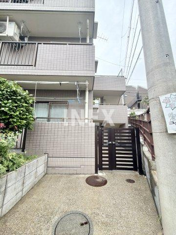 ベイサイドヒル鷺山のエントランス