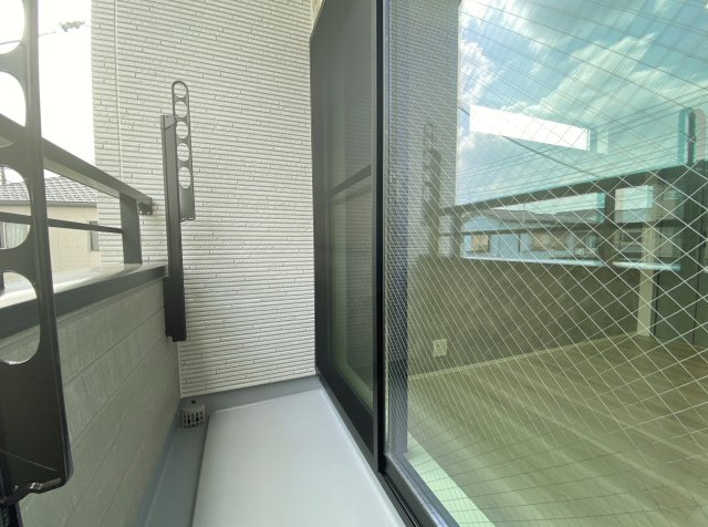 板橋区西台1丁目 全2棟 B号棟のバルコニー|お洗濯物もしっかりと乾く南向きのバルコニー♪♪
陽当り良好です！