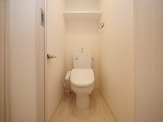【トイレ】 | プレサンス梅田北ディア | ゆったりとした空間のトイレです