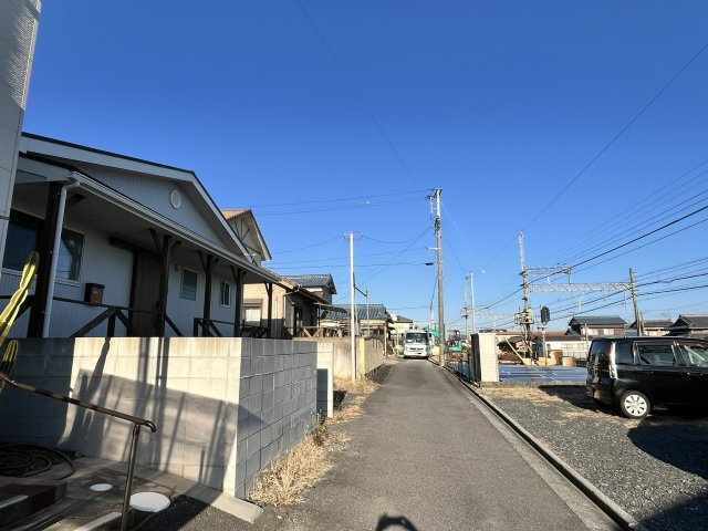 【前面道路含む現地写真】の画像