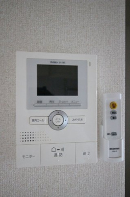 【セキュリティ】 | パナハイツ梅里 | 退去前のため、別部屋のお写真です。