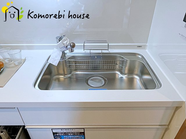 北鴻巣パーク・ホームズ壱番館のキッチン|コンパクトなキッチンで掃除もラクラク