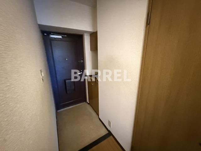 インペリアル花屋敷の玄関