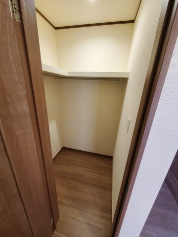八潮市　緑町2丁目　新築戸建　　全2棟の収納|施工例です