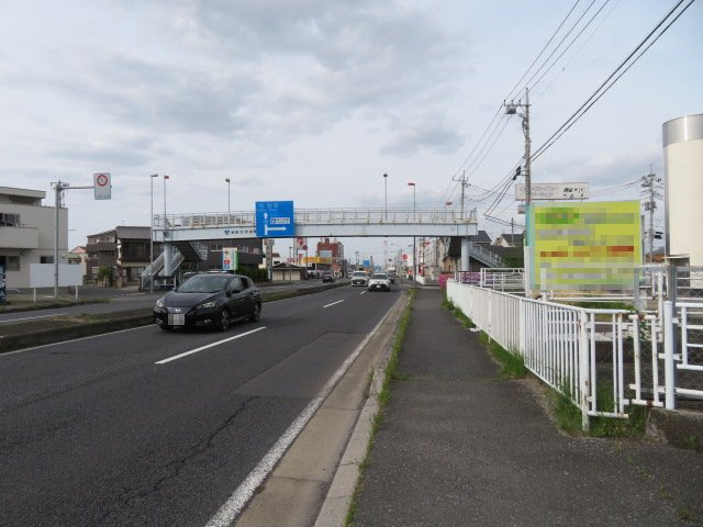 春日部市豊町６丁目のビル