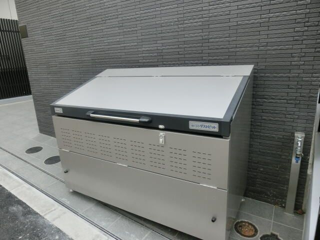 コートヒル本郷のその他共用部分|ゴミストッカー