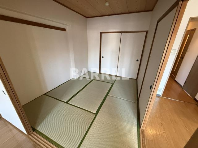 インペリアル花屋敷の和室