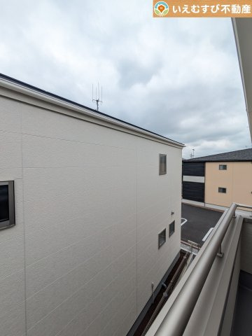 Livele Garden.S　南羽生駅Ⅱの展望|高い建物が無く開放感のある展望
バルコニーからの展望も開けていて閑静な住宅地が望めます。日当りも良いですね♪