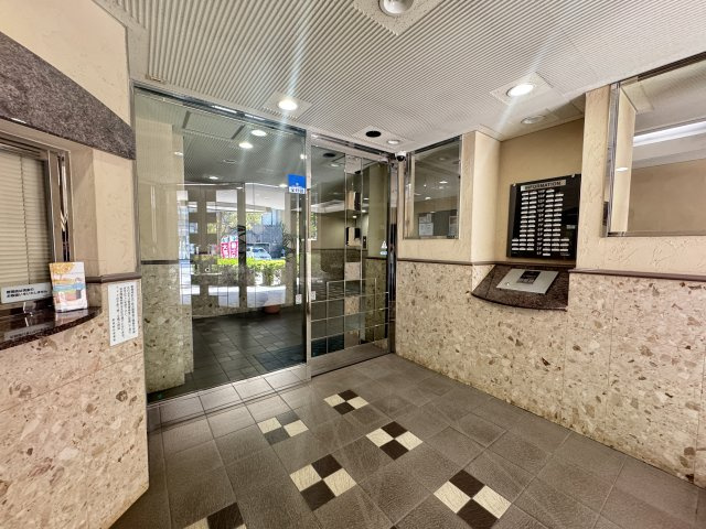 ライオンズステーションプラザ松戸のエントランス
