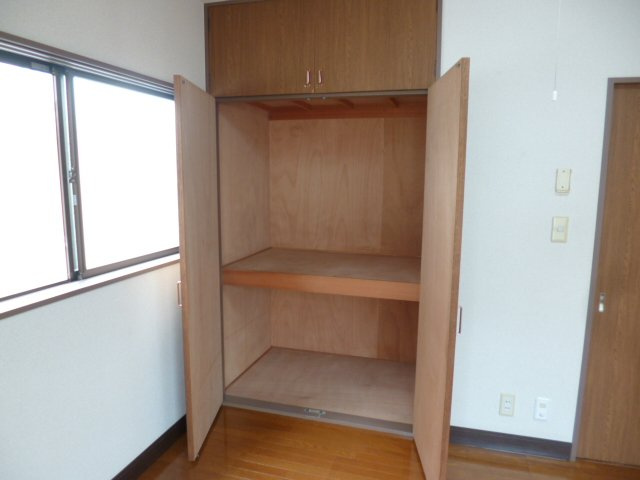 府中市白糸台３丁目のアパートのキッチン