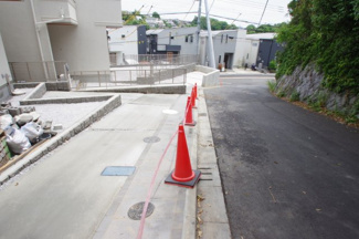 【前面道路含む現地写真】 | 【仲介手数料無料！！】町田市野津田町　新築戸建て（全23棟）18号棟　4280万円
