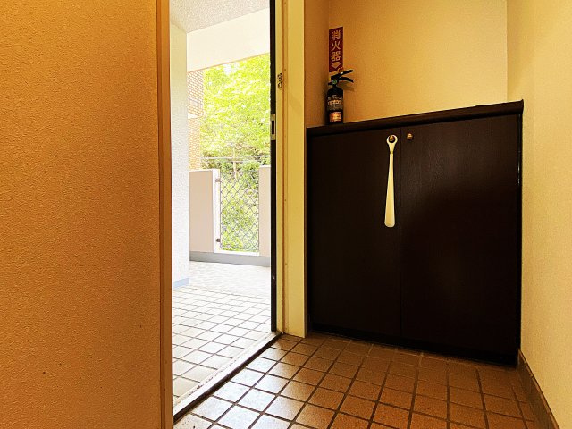 ライオンズヒルズ熱川第一の玄関
