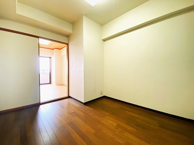 ライオンズヒルズ熱川第一の居間・リビング