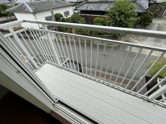 岩出市中島のバルコニー