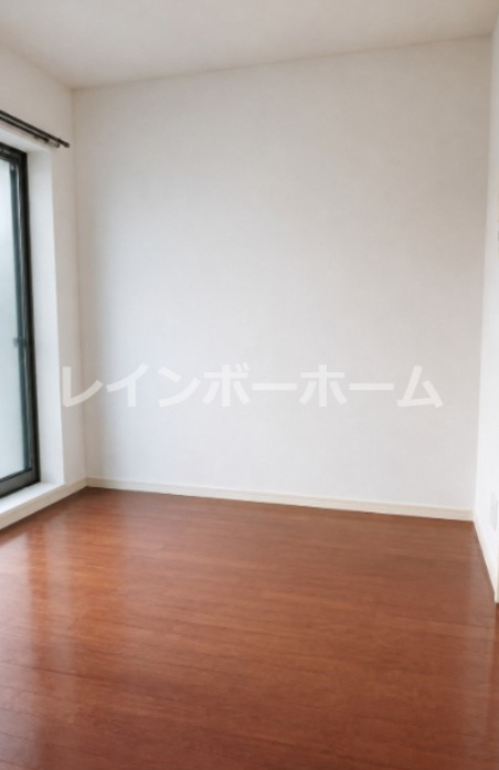 DRホームズ向島の居間・リビング
