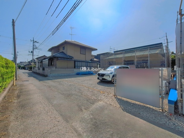 古河市中田第4　新築戸建　2号棟の前面道路含む現地写真