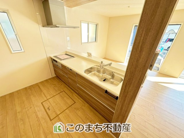 ブルーミングガーデン宇都宮市簗瀬町のキッチン|人気の対面式キッチン☆料理をしながらご家族とコミュニケーションが取れます♪