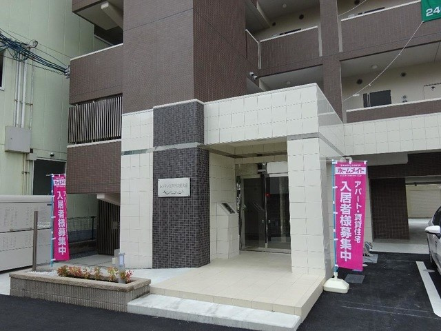 【エントランス】レジデンスアイリス医大南