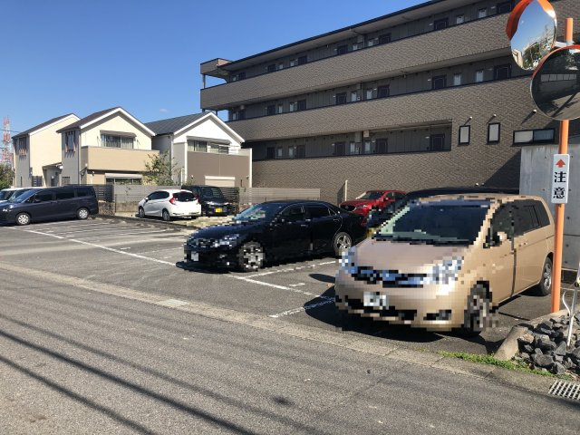 寺ひがし駐車場の駐車場