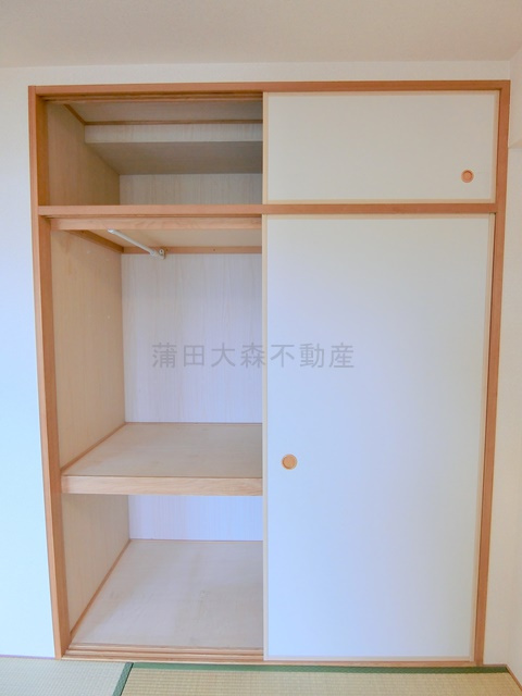 オーベルグランディオ萩中２号棟の収納|和室の収納