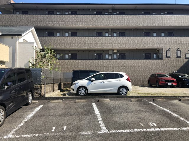 寺ひがし駐車場の駐車場