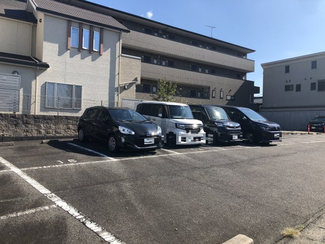 寺ひがし駐車場の駐車場