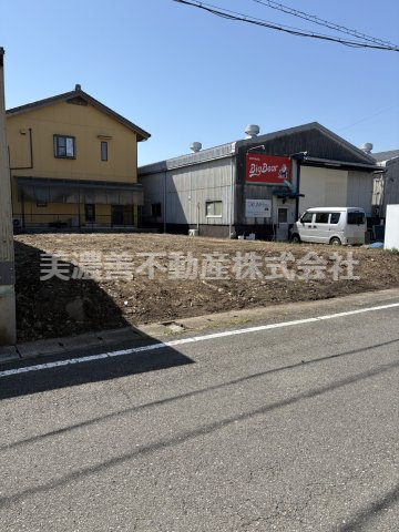 ６６９０４　瑞穂市生津外宮東町土地の外観