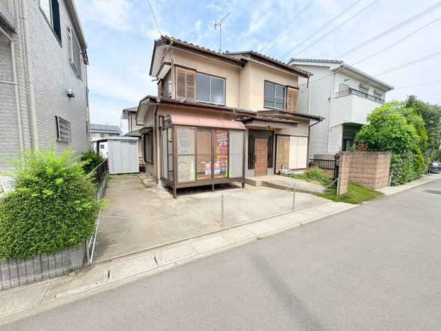 鶴ヶ島市下新田　建築条件なし売地　東武越生線『一本松駅』徒歩6分　の前面道路含む現地写真