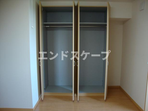 レジェンドの収納|クローゼット
高崎、前橋のお部屋探しはエンドスケープまで！お客様の理想お聞かせ下さい♪