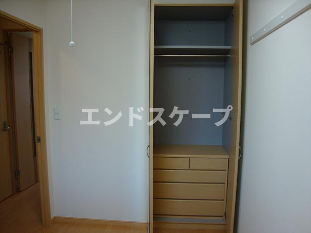 レジェンドの収納|クローゼット
高崎、前橋のお部屋探しはエンドスケープまで！お客様の理想お聞かせ下さい♪