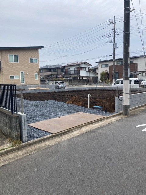 リーブルガーデン  水戸双葉台　第8　1の前面道路含む現地写真|前面道路幅9.1メートル。