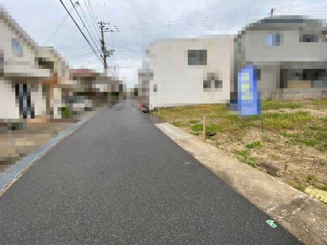 明石市太寺大野町　土地の前面道路含む現地写真