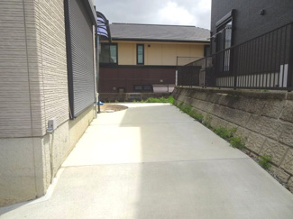 【駐車場】 | 川西市萩原台西3丁目289　中古一戸建て