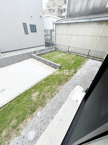 BLOOMING MAISON小平市大沼町3号棟 .の庭