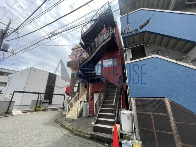 シャルムの外観