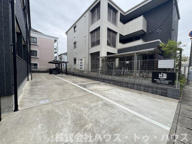 HS北松戸の駐車場