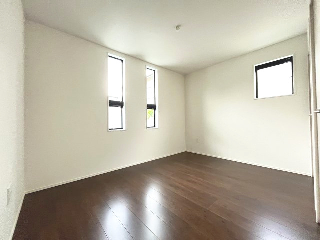 【寝室】 | 糟屋郡須恵町佐谷9期・平屋　1号棟（全1棟）【仲介手数料無料・0円】 | 施工例。施工例は完成時と異なる場合があります。