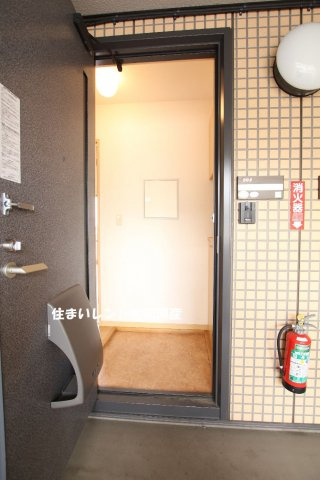 ディアコートＫＭの玄関