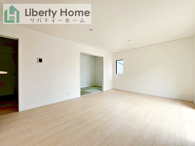 神栖市土合本町第7　新築戸建　2号棟の居間・リビング