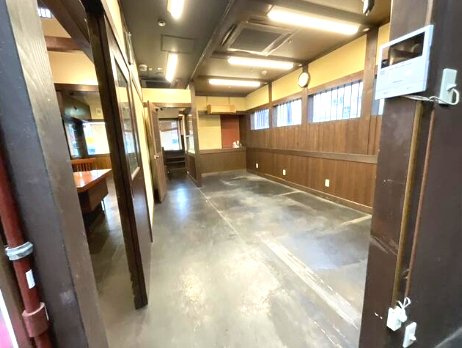 浜寺船尾町東２　たぬき跡の内装