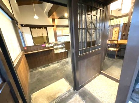 浜寺船尾町東２　たぬき跡の内装